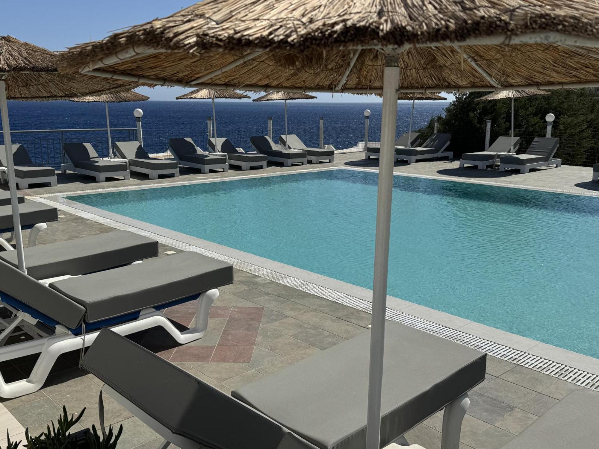 Chc Sound Of The Sea Lejlighedshotel Kárpathos Eksteriør billede